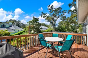 201 Georgia Ave, Crystal Beach, FL 34681 - Photo 5