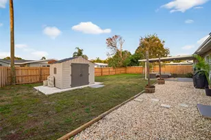 1489 77th Ave N, Saint Petersburg, FL 33702 - Photo 35