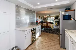 504 S Florida Ave, Tarpon Springs, FL 34689 - Photo 7