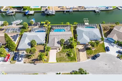 6307 Cottonwood Lane, Apollo Beach, FL 33572 - Photo 5