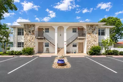 2700 Magdalina Drive #2B, Punta Gorda, FL 33950 - Photo 1