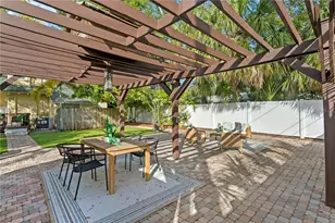 937 5th St N, Saint Petersburg, FL 33701 - Photo 33