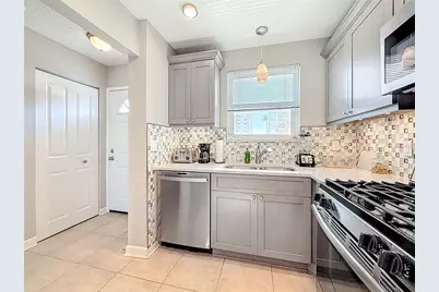 5925 Shore Boulevard S #203, Gulfport, FL 33707 - Photo 11