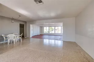 223 94th Ave NE, Saint Petersburg, FL 33702 - Photo 5