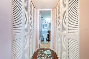 4750 Cove Cir, Saint Petersburg, FL 33708 - Photo 35