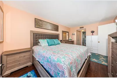 4750 Cove Circle #605, Saint Petersburg, FL 33708 - Photo 33