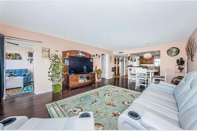 4750 Cove Circle #605, Saint Petersburg, FL 33708 - Photo 19