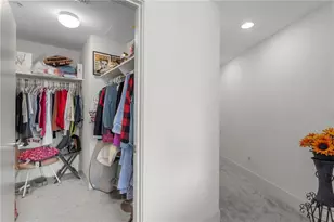 175 1st St S, Saint Petersburg, FL 33701 - Photo 17