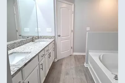 729 Chatham Walk Drive, Ruskin, FL 33570 - Photo 11