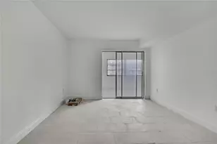 5242 Opal Ln, New Port Richey, FL 34652 - Photo 9