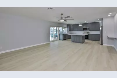 1018 Silver Palm Way, Apollo Beach, FL 33572 - Photo 23