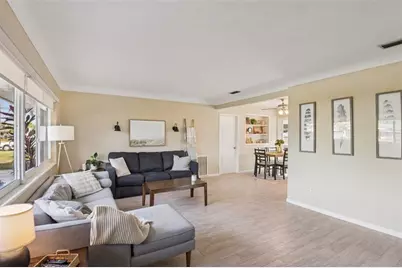 1945 59th Street N, Saint Petersburg, FL 33710 - Photo 5