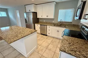 13772 80th Ave, Seminole, FL 33776 - Photo 7