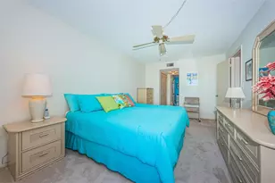 4725 Cove Cir, Saint Petersburg, FL 33708 - Photo 23