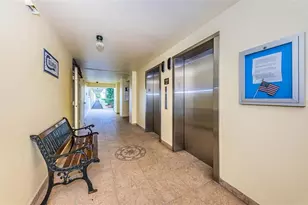 4725 Cove Cir, Saint Petersburg, FL 33708 - Photo 31