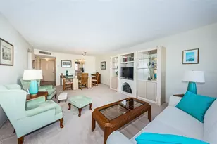 4725 Cove Cir, Saint Petersburg, FL 33708 - Photo 15