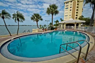 4725 Cove Cir, Saint Petersburg, FL 33708 - Photo 37