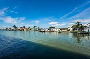 4725 Cove Cir, Saint Petersburg, FL 33708 - Photo 19