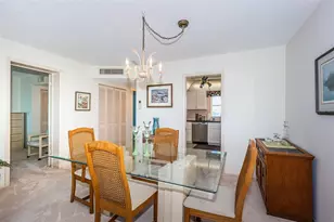 4725 Cove Cir, Saint Petersburg, FL 33708 - Photo 15