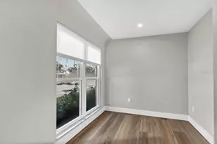 525 Lamara Way NE, Saint Petersburg, FL 33704 - Photo 23