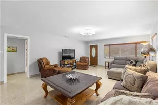 907 W Columbus Dr, Tampa, FL 33602 - Photo 7