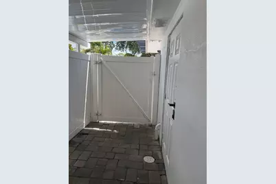 7018 N Hale Avenue, Tampa, FL 33614 - Photo 19