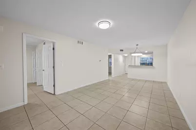 3800 34th Avenue S #102, Saint Petersburg, FL 33711 - Photo 9