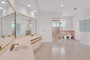 608 Columbus Dr, Tierra Verde, FL 33715 - Photo 43