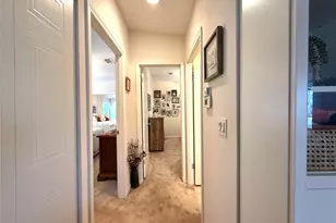 225 S Port Royal Ln, Apollo Beach, FL 33572 - Photo 9