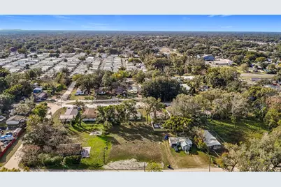 38548 Calumet Avenue, Zephyrhills, FL 33542 - Photo 5