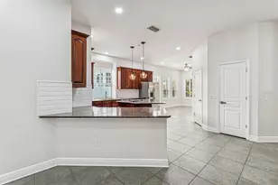 8094 Cottonwood Ct, Seminole, FL 33776 - Photo 25