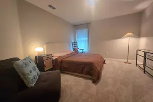 2738 Idyll Lks Cir, Plant City, FL 33566 - Photo 9