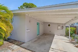 9107 Bay St NE, Saint Petersburg, FL 33702 - Photo 39