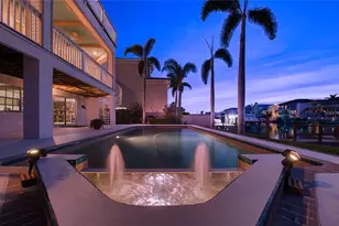 2829 Seabreeze Dr S, Gulfport, FL 33707 - Photo 69