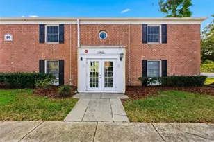 13832 Orange Sunset Dr, Tampa, FL 33618 - Photo 3