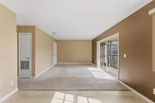 13832 Orange Sunset Dr, Tampa, FL 33618 - Photo 19