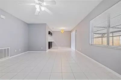 8312 Clermont Street, Tampa, FL 33637 - Photo 11