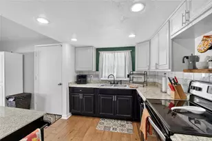 1009 Lenna Ave, Seffner, FL 33584 - Photo 5