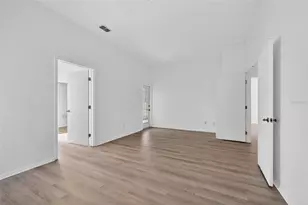 28244 Brokenmead Path, Wesley Chapel, FL 33543 - Photo 21