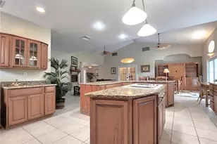 102 17th St NE, Bradenton, FL 34208 - Photo 49