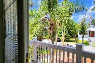102 17th St NE, Bradenton, FL 34208 - Photo 25