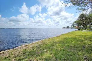 102 17th St NE, Bradenton, FL 34208 - Photo 13