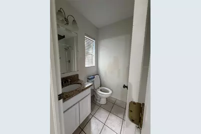 5502 S Elkins Avenue, Tampa, FL 33611 - Photo 7