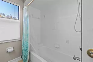 23048 Preserve Ct, Lutz, FL 33549 - Photo 45