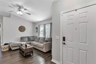 130 Bergen Cir, Auburndale, FL 33823 - Photo 5