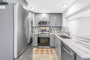 1120 N Shore Dr NE, Saint Petersburg, FL 33701 - Photo 15