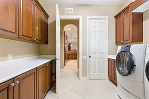 8453 Dunham Station Dr, Tampa, FL 33647 - Photo 83