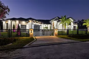 6802 E Creek Dr, Tampa, FL 33615 - Photo 93