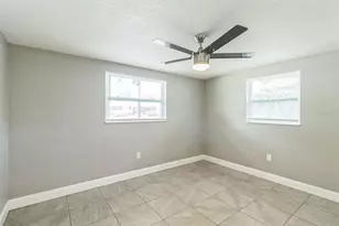 5746 Embay Ave, New Port Richey, FL 34652 - Photo 13