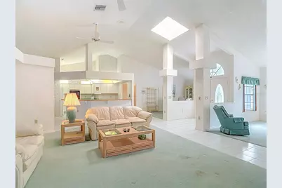 13153 Coronado Drive, Spring Hill, FL 34609 - Photo 5